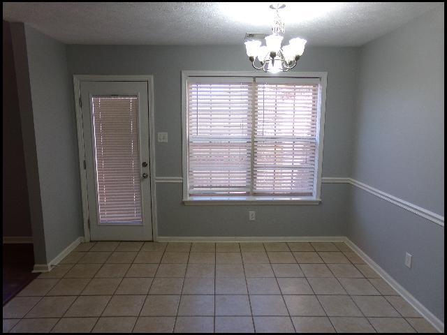 Foto del edificio - 12 Lauren Cove