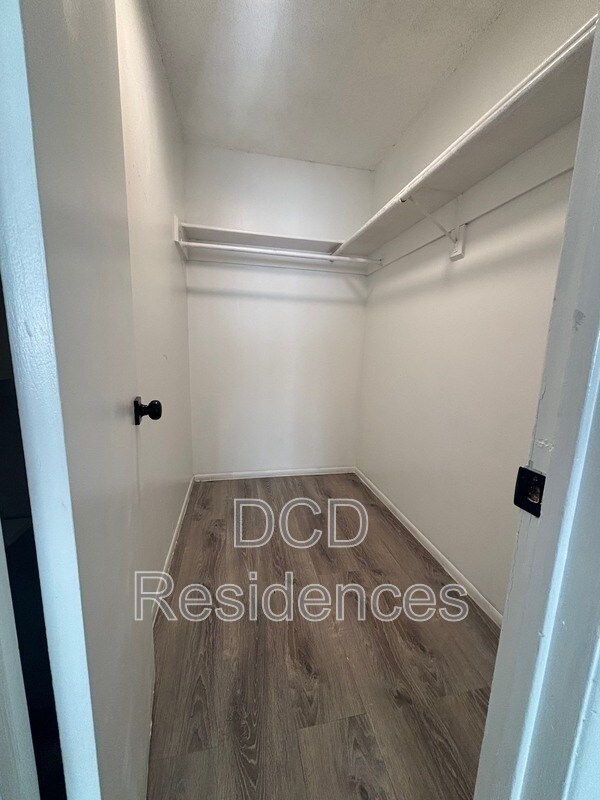 Building Photo - 3202 S Orlando Dr