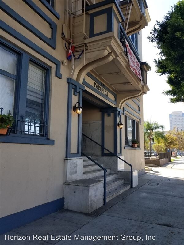 Primary Photo - 430 Pacific Ave
