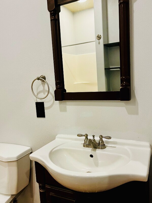 Foto del edificio - 13325 Brush Creek Rd