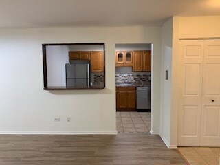 Building Photo - 918 Ridge Square