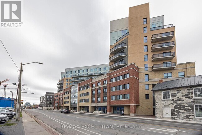 Building Photo - 652-652 Princess St