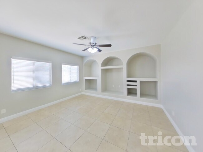 Foto del edificio - 2405 N 92nd Ln