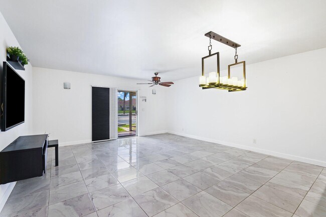 Building Photo - 22615 SW 66th Ave