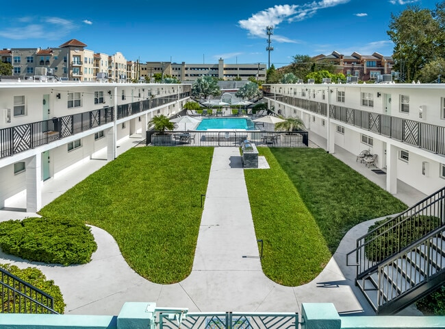 Lawn - SoHo Apartments