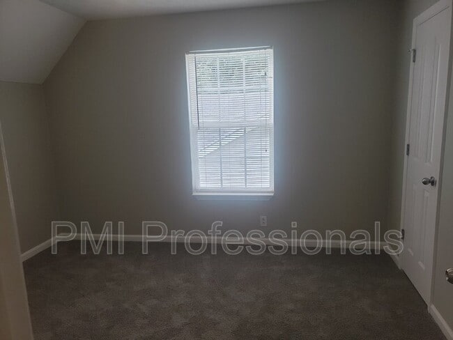 Building Photo - 3118 Swilly Ct
