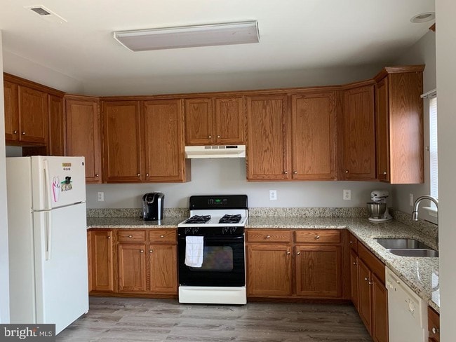 Building Photo - 17480 Bayou Bend Cir