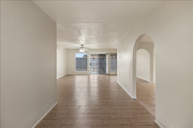 Building Photo - Spectacular Updates, 3 Bedroom 2 Bath