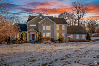 Building Photo - 64 Charolais Way