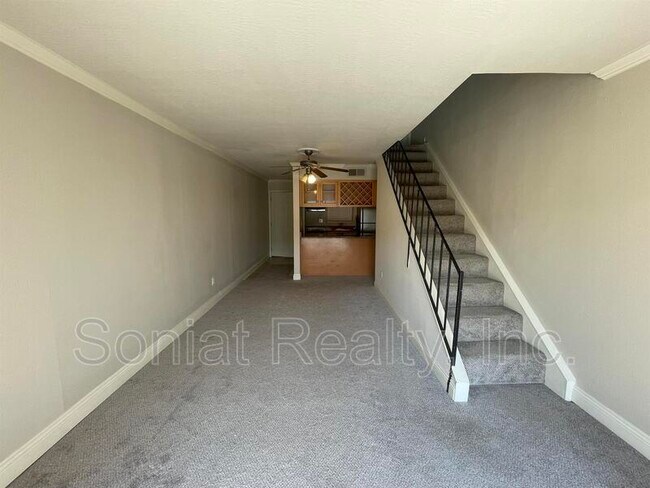 Building Photo - 3805 Houma Blvd