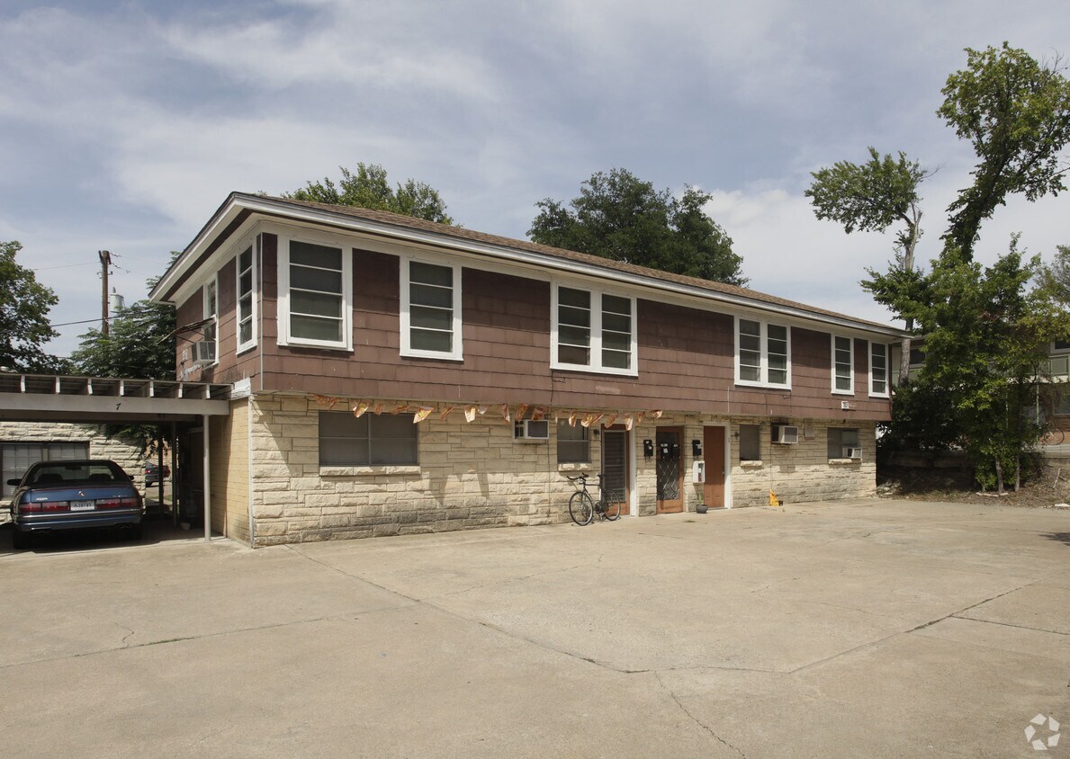 Foto principal - 300 E 33rd St