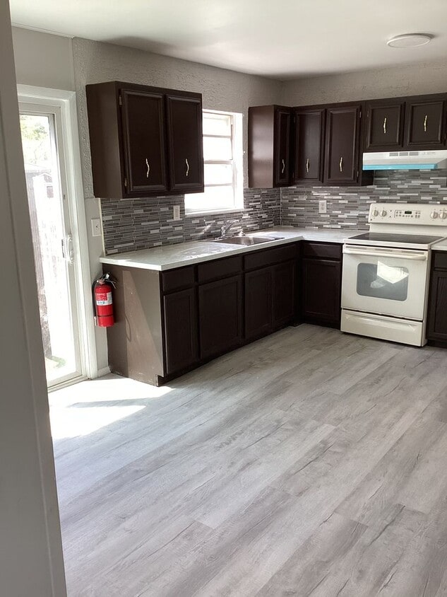 Foto principal - For Rent / En Alquiler 3 Bedroom House Lakehurst