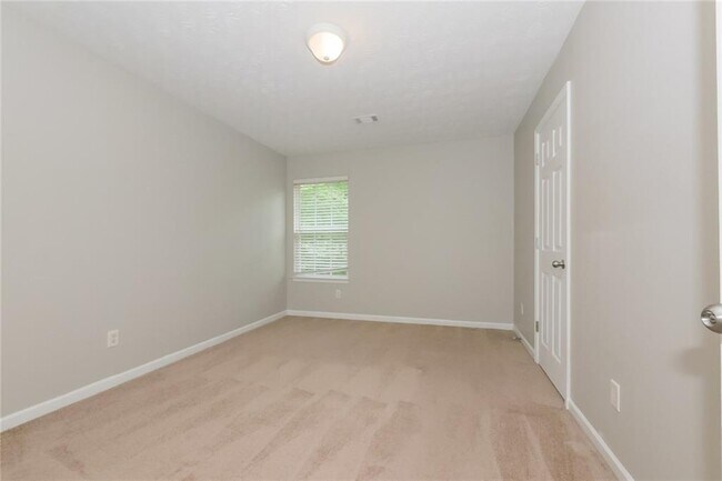Building Photo - 237 Sandstone Dr