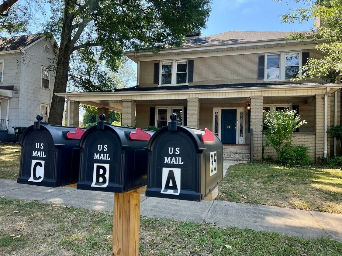 Foto principal - 35 Perry Ave