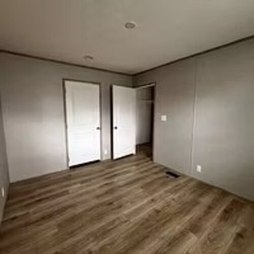 Building Photo - 7803 St Andrews Church Rd