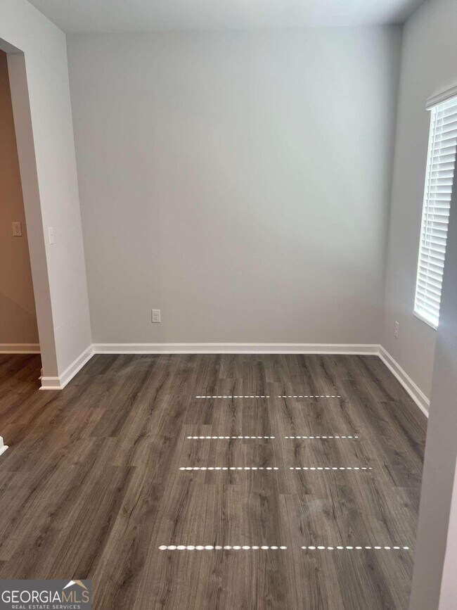 Foto del edificio - 6091 Mallory Ridge