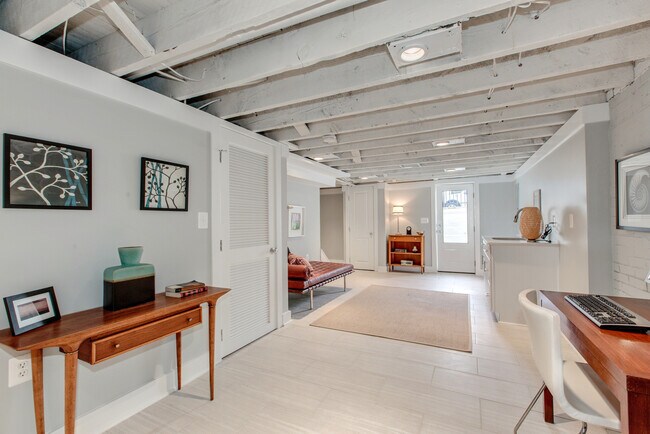 Walkout Lower Level Living Area - 647 Park Rd NW