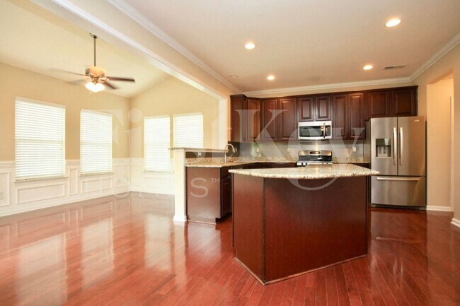 Foto del edificio - 3009 Fallondale Rd