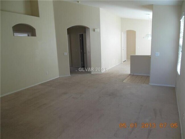 Foto del edificio - COMING SOON -- Ready no later than Mid-May