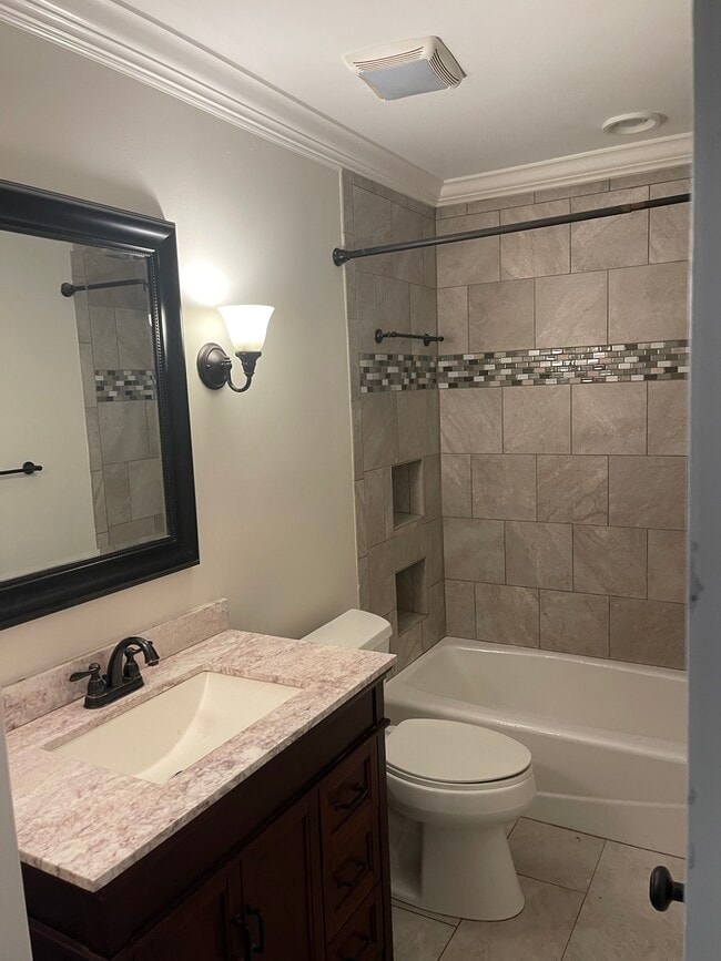 Main level bathroom - 3278 Highland Dr