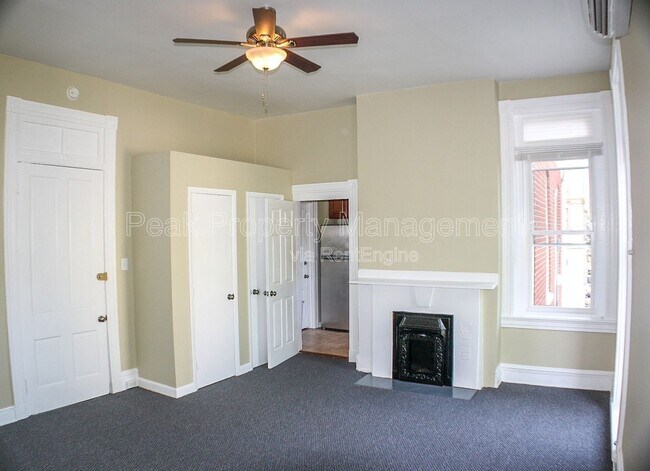 Foto del edificio - 511 Ryland St