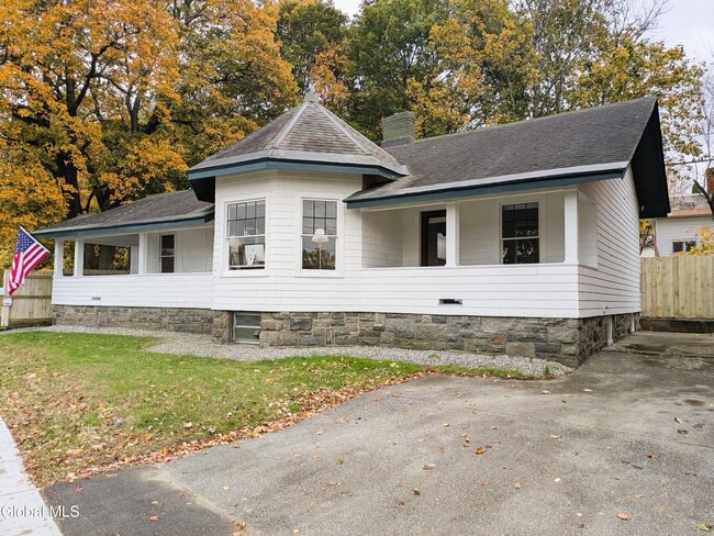 Building Photo - 4 Palmer Ave