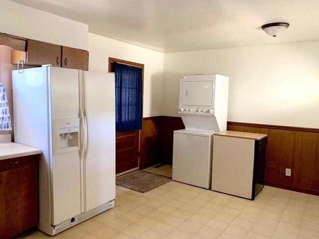 Foto del edificio - 8709 Shady Ln