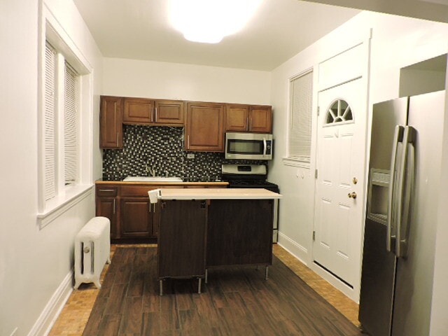 Primary Photo - 4008 N Albany Ave