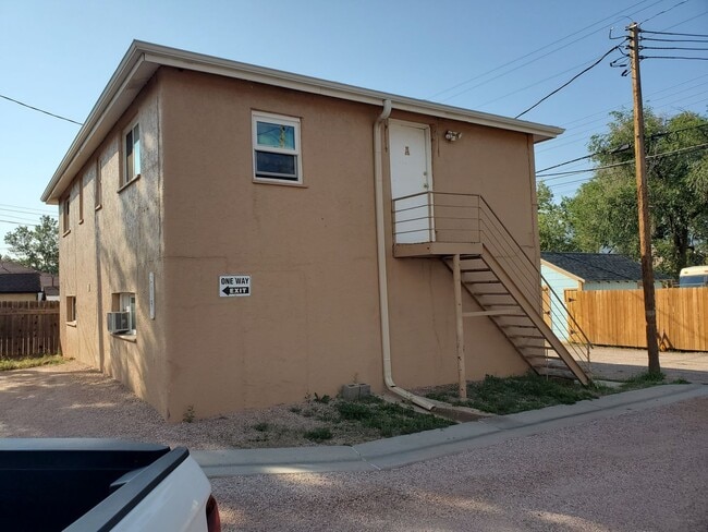 Photo - 2119 1/2 W. Colorado Avenue Apartment