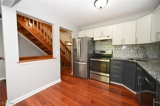 Building Photo - 655 Almas Ct Building Photo - 655 Almas Ct