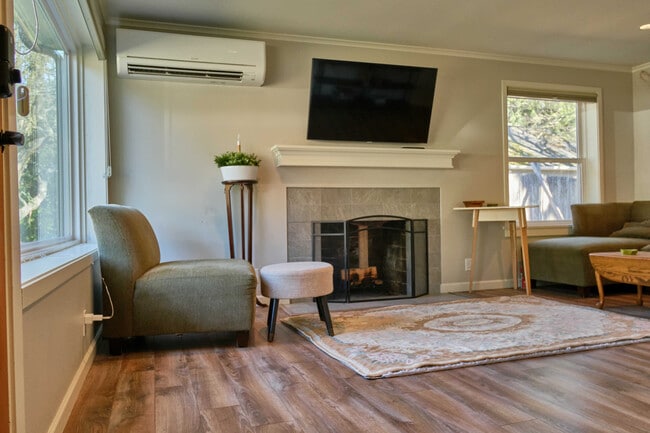 Foto del edificio - 9734 Dibble Ave NW