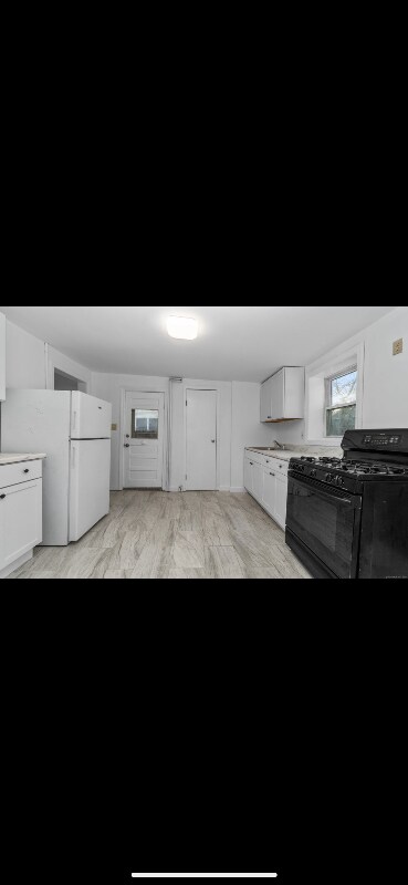 Primary Photo - 57 W Coit St