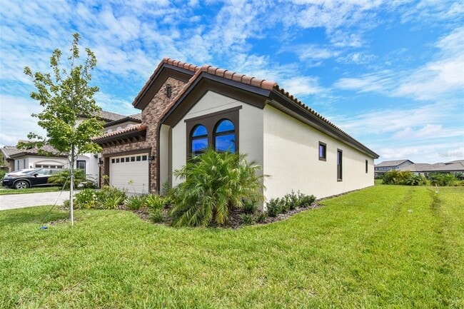 Building Photo - 11239 Rustic Timber Lp