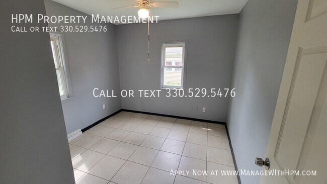 Foto del edificio - Cozy 2 bedroom house in Akron