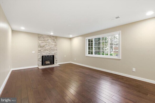 Foto del edificio - 6926 Tyndale St