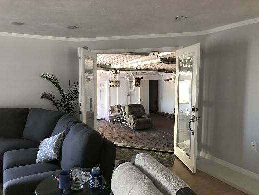 Building Photo - Beautiful home for rent