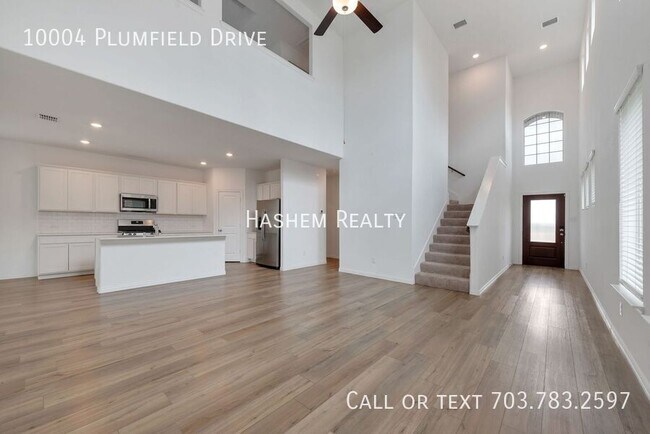 Building Photo - 10004 Plumfield Dr