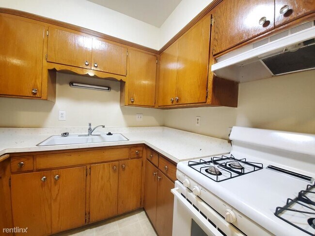 Foto del edificio - 7343 N Teutonia Ave