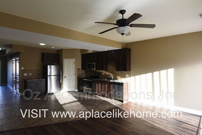 Foto del edificio - 3923 NW 94th St