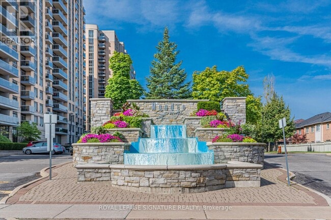 Building Photo - 18 Mondeo Dr