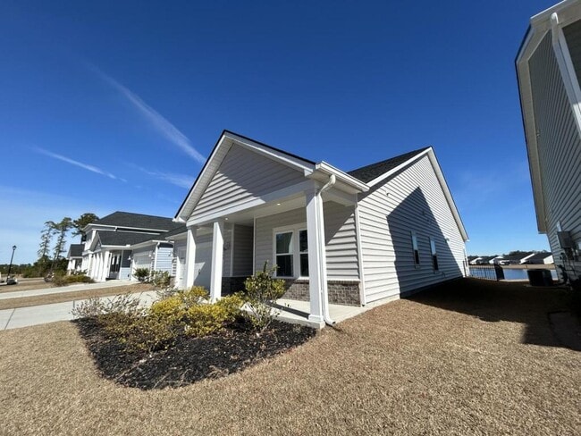 Building Photo - 748 Isle Verde Dr