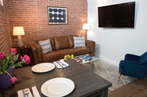 Building Photo - The Merchant Suites at 114 North Loudoun