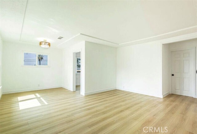 Foto del edificio - 17003 Dubesor St