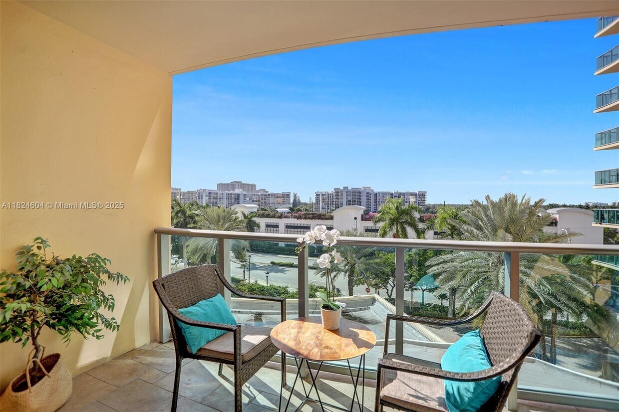 Foto principal - 2501 S Ocean Dr