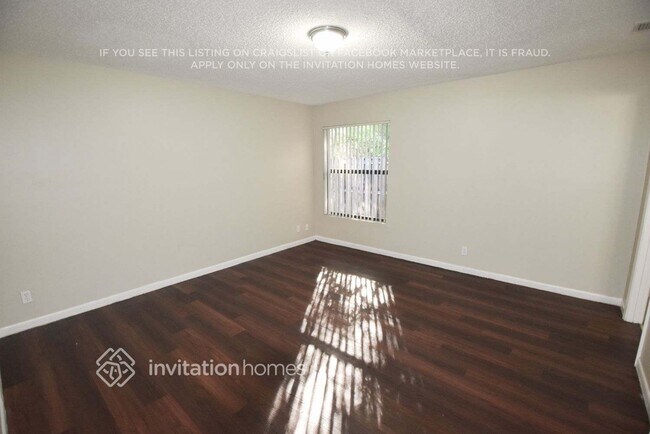 Foto del edificio - 9222 NW 53rd Ct