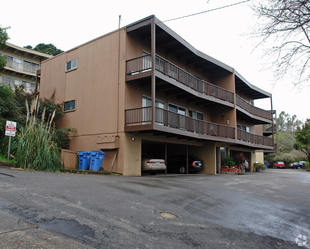 Foto del edificio - 14 Gomez Way