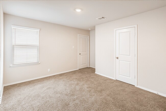Building Photo - 10511 Pomme
