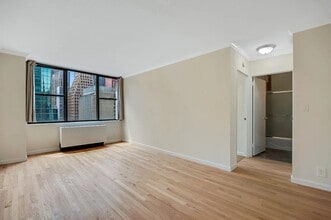 Building Photo - 301 E 45th St