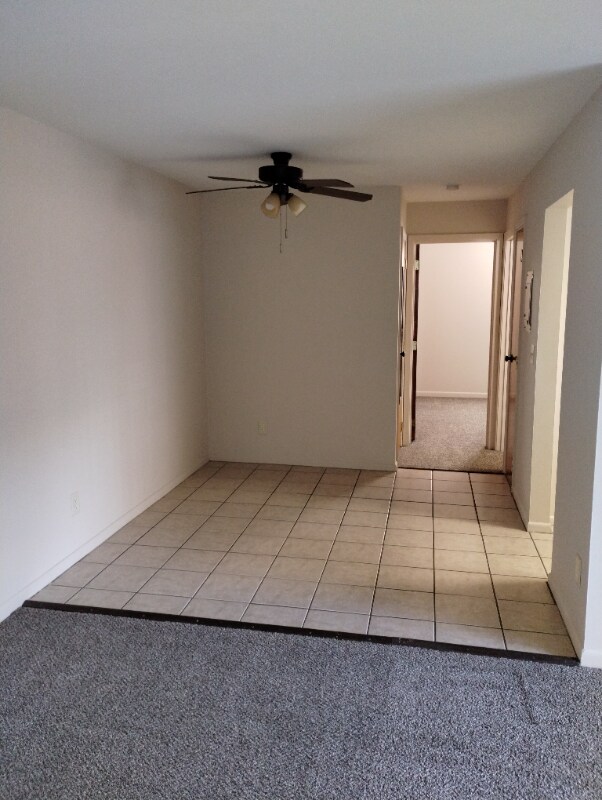 Foto del edificio - 3924 Banks Rd
