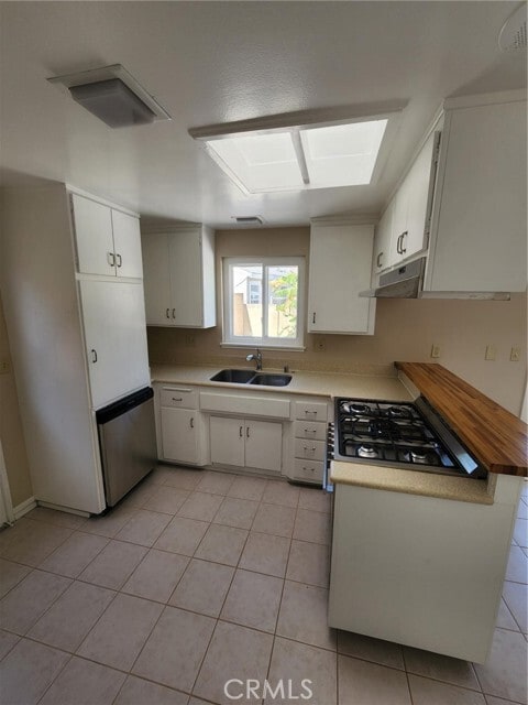 Building Photo - 16221 Fantasia Ln